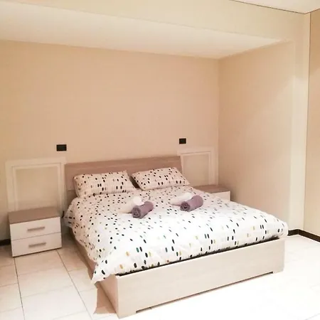 Terry's Central Apartment